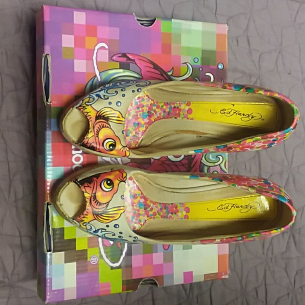 Used Ed Hardy Casablanca Wedges